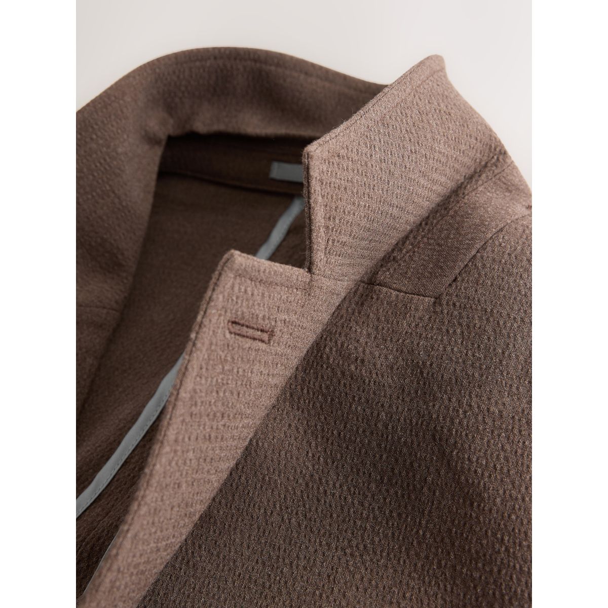 Veste de costume en seersucker texturé marron, NEXT