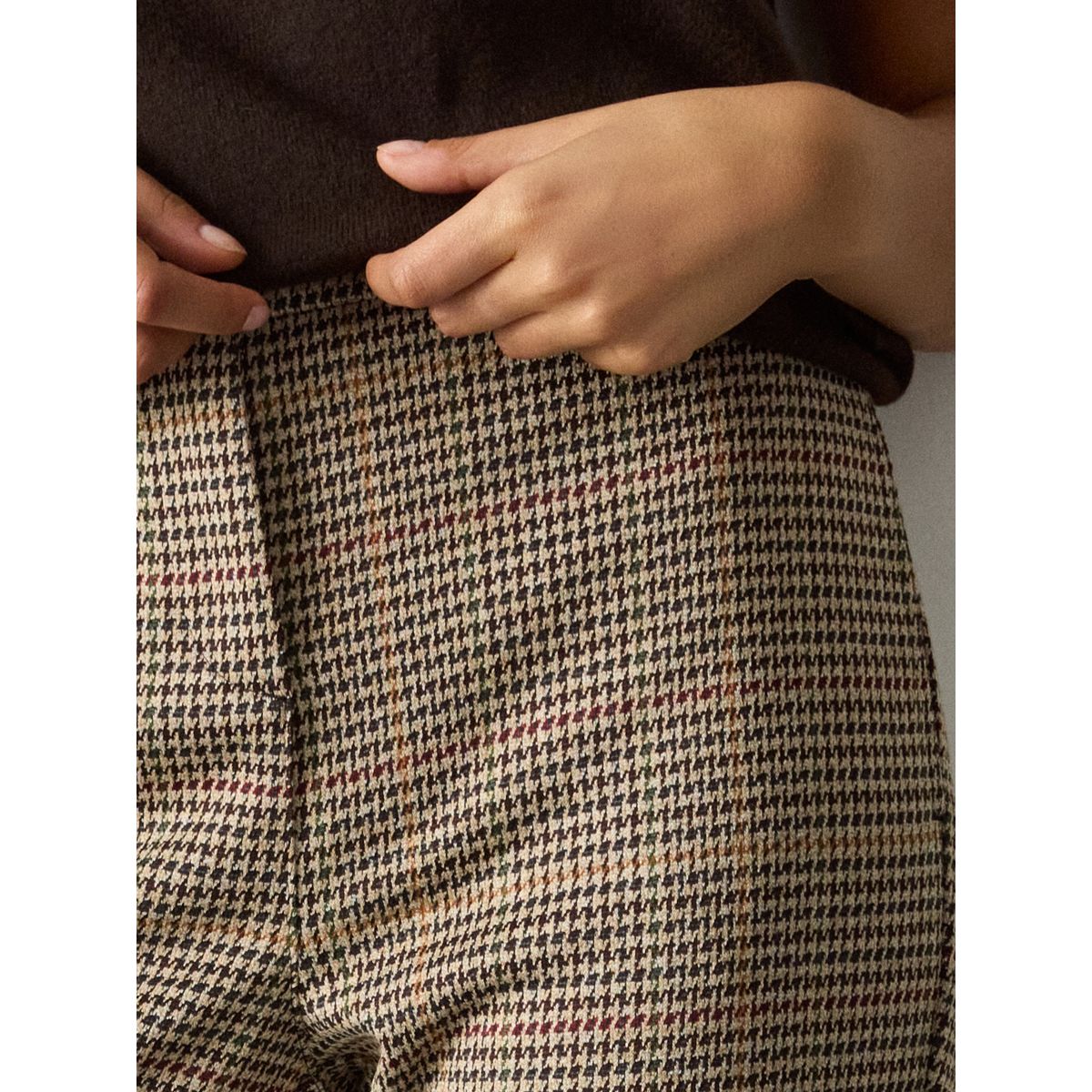 Pantalon évasé en maille point de rome marron à carreaux, NEXT