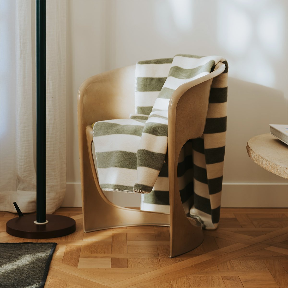 Plaid en coton vert, FIFTY-FIFTY amande, DESFORGES