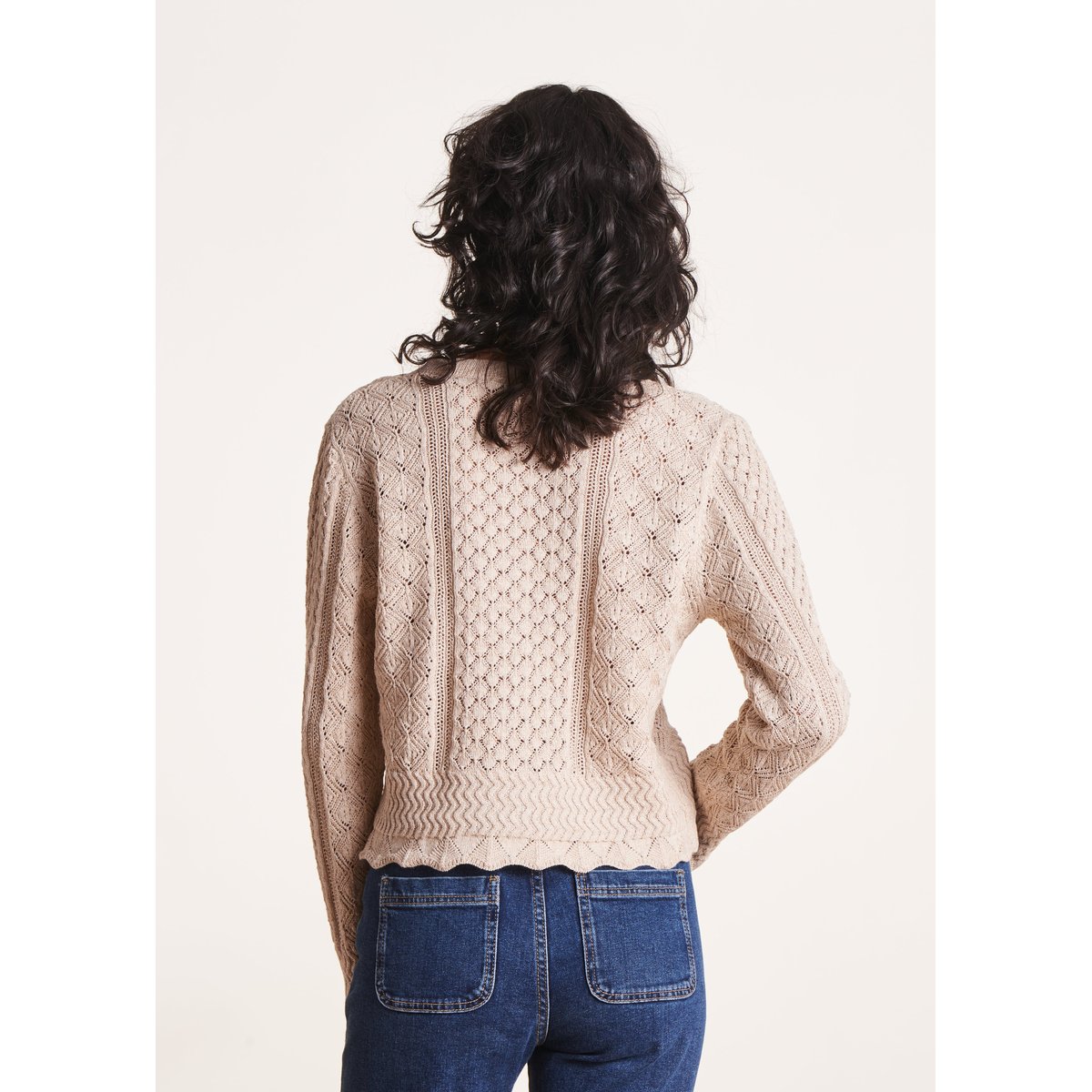 Gilet à col rond en maille chinée sable, LA FEE MARABOUTEE