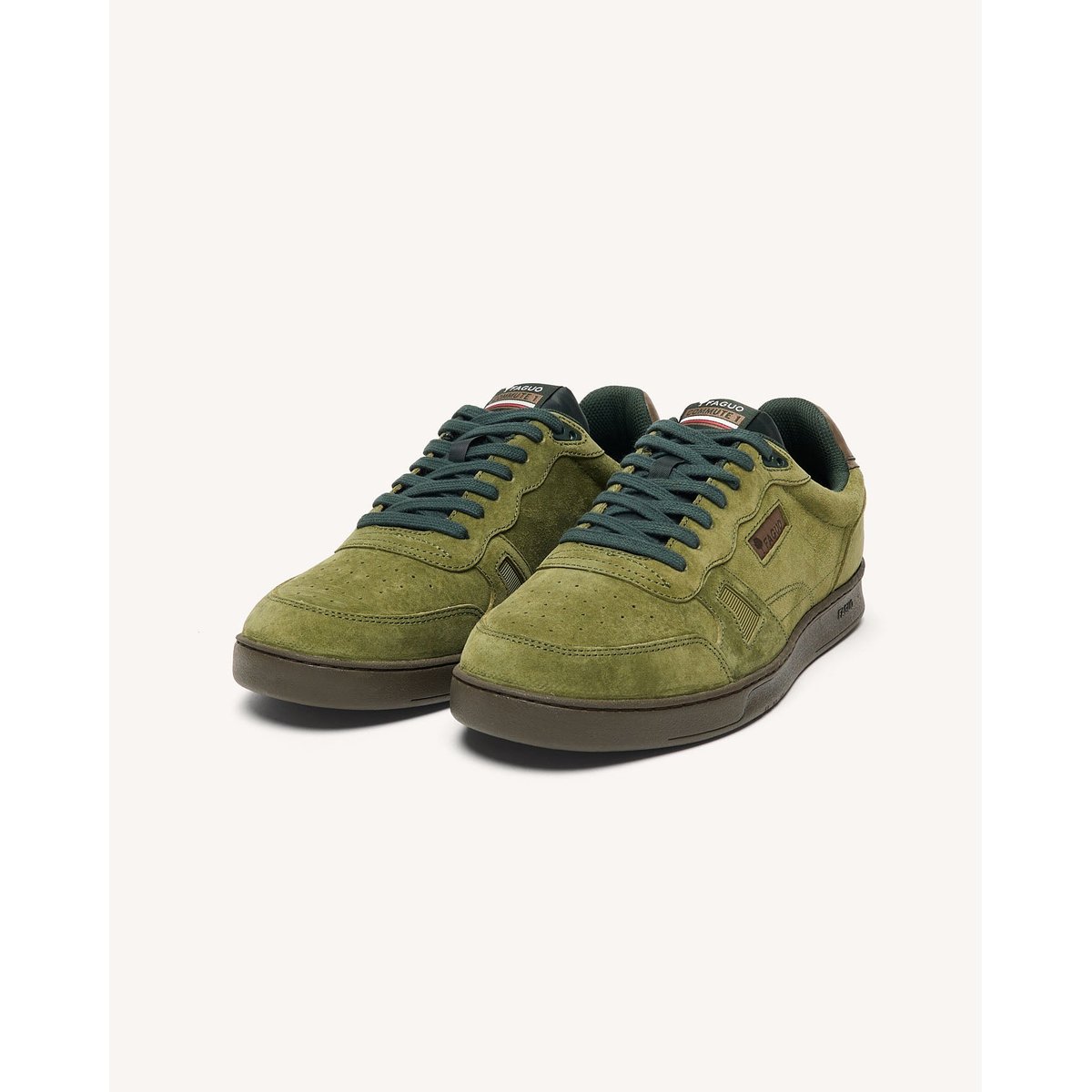 Baskets basses en cuir nubuck vert olive, FAGUO