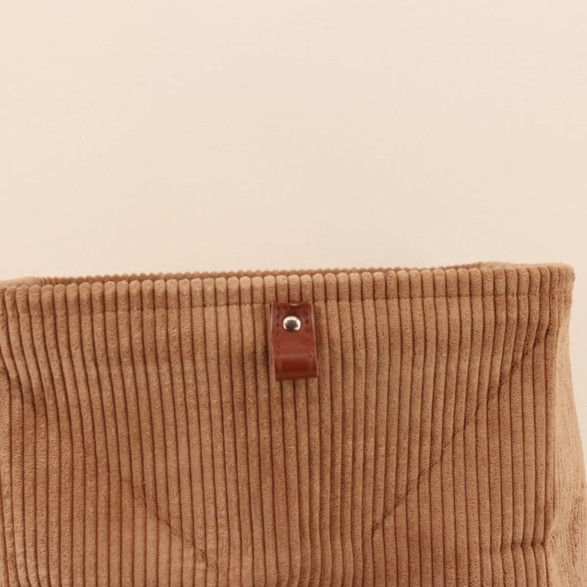 Cube de rangement en velours 31x3cm marron, ORNAMI