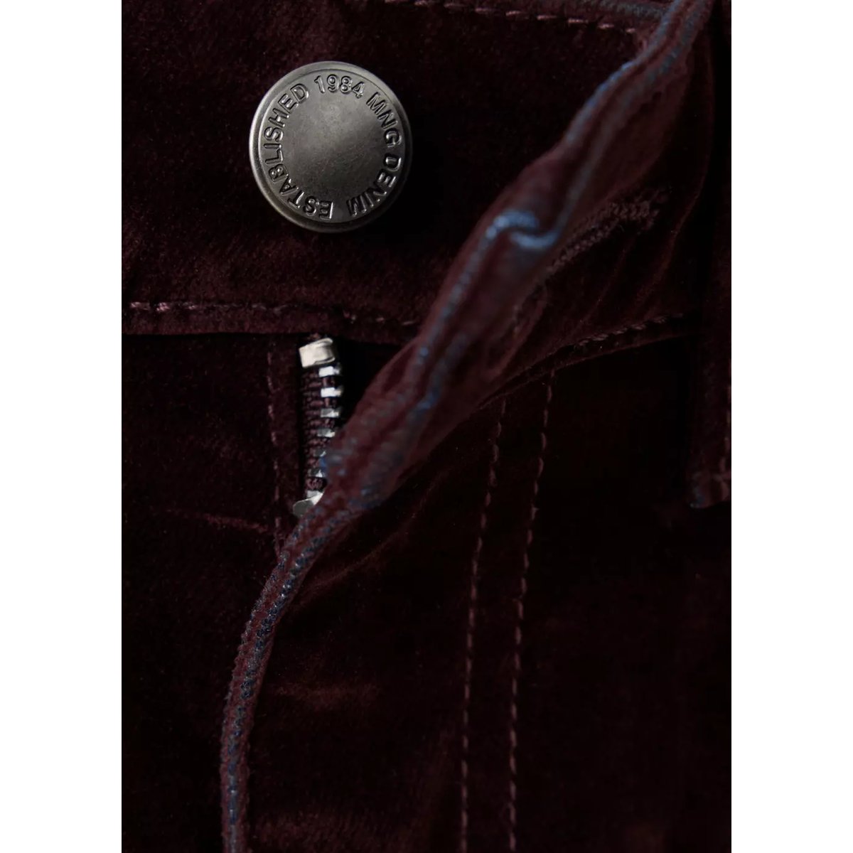 Pantalon-skinny en velours lie de vin, MANGO