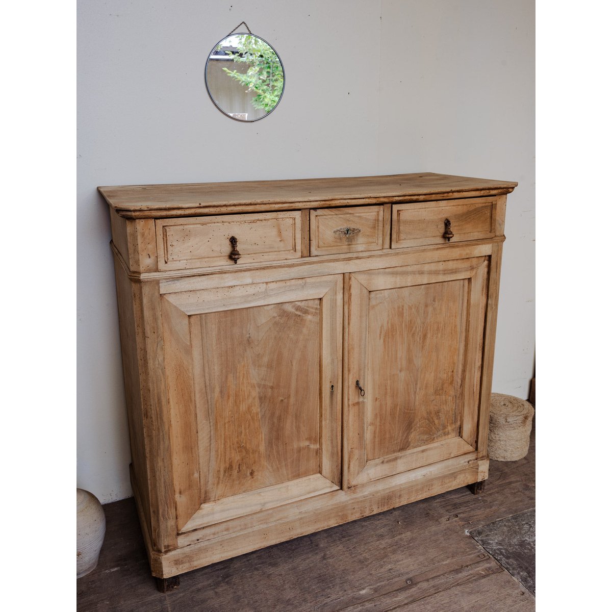 Buffet Louis-Philippe en bois Gilbert N°1574 - Bon état bois clair, DEBONGOUT