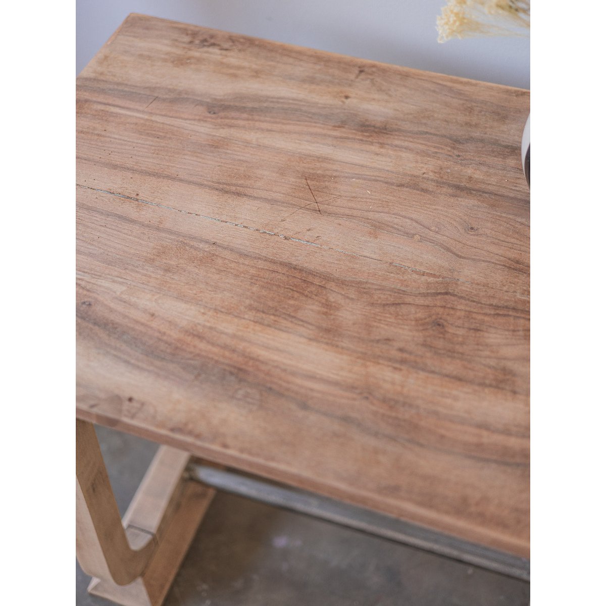 Table d'appoint Francine N°1564 - Bon état bois clair, DEBONGOUT