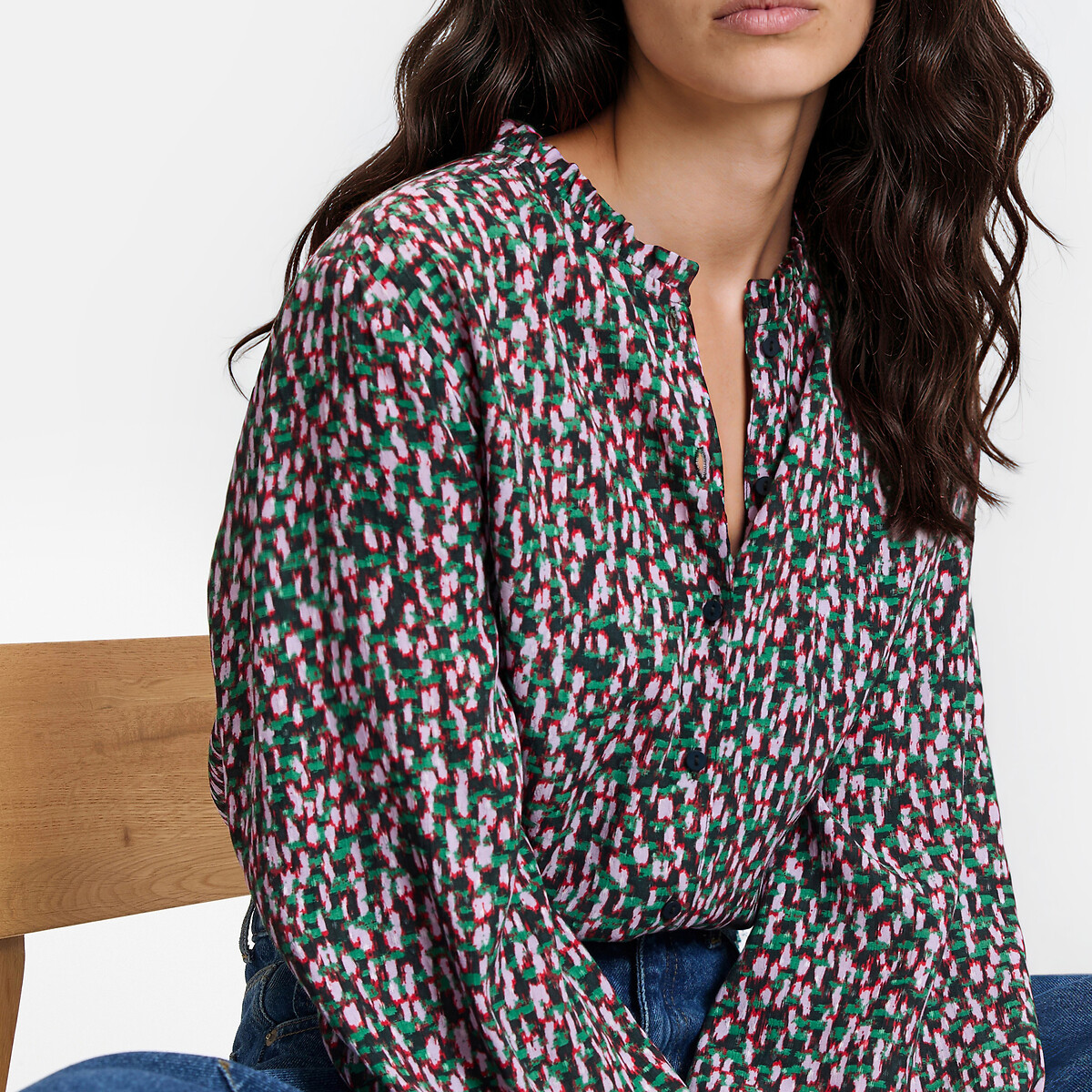 Graphic print viscose ruffled collar blouse print/navy background, LA REDOUTE COLLECTIONS
