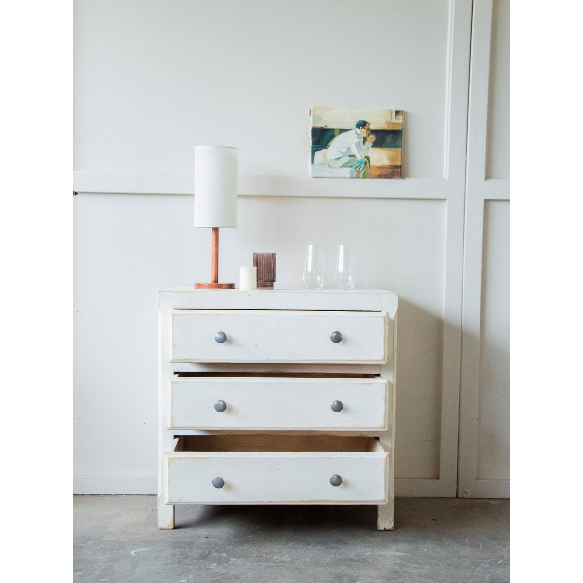 Commode en bois patinée Garance N°179 - Bon état blanc, DEBONGOUT