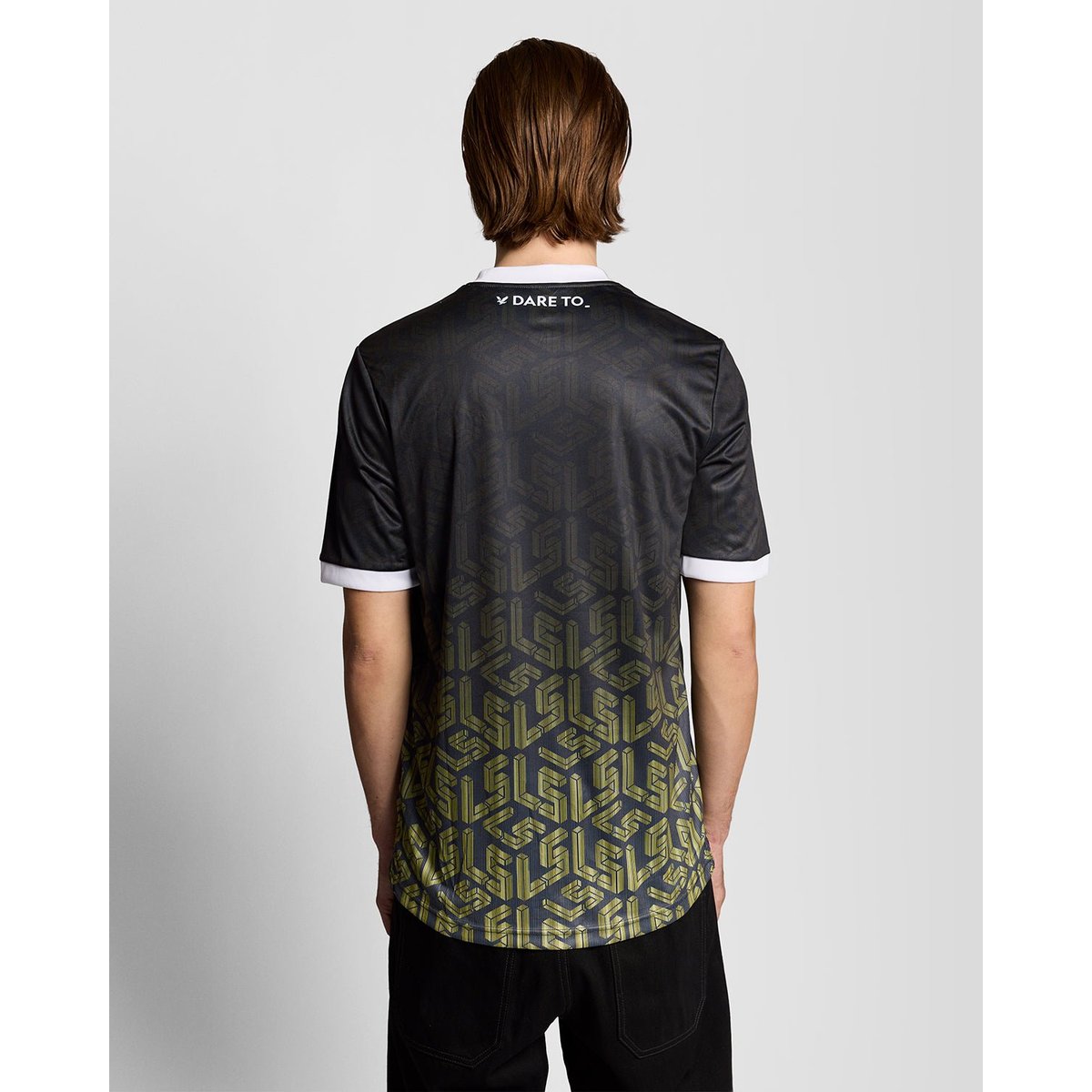 Maillot de football ombré emblème noir jais, LYLE & SCOTT