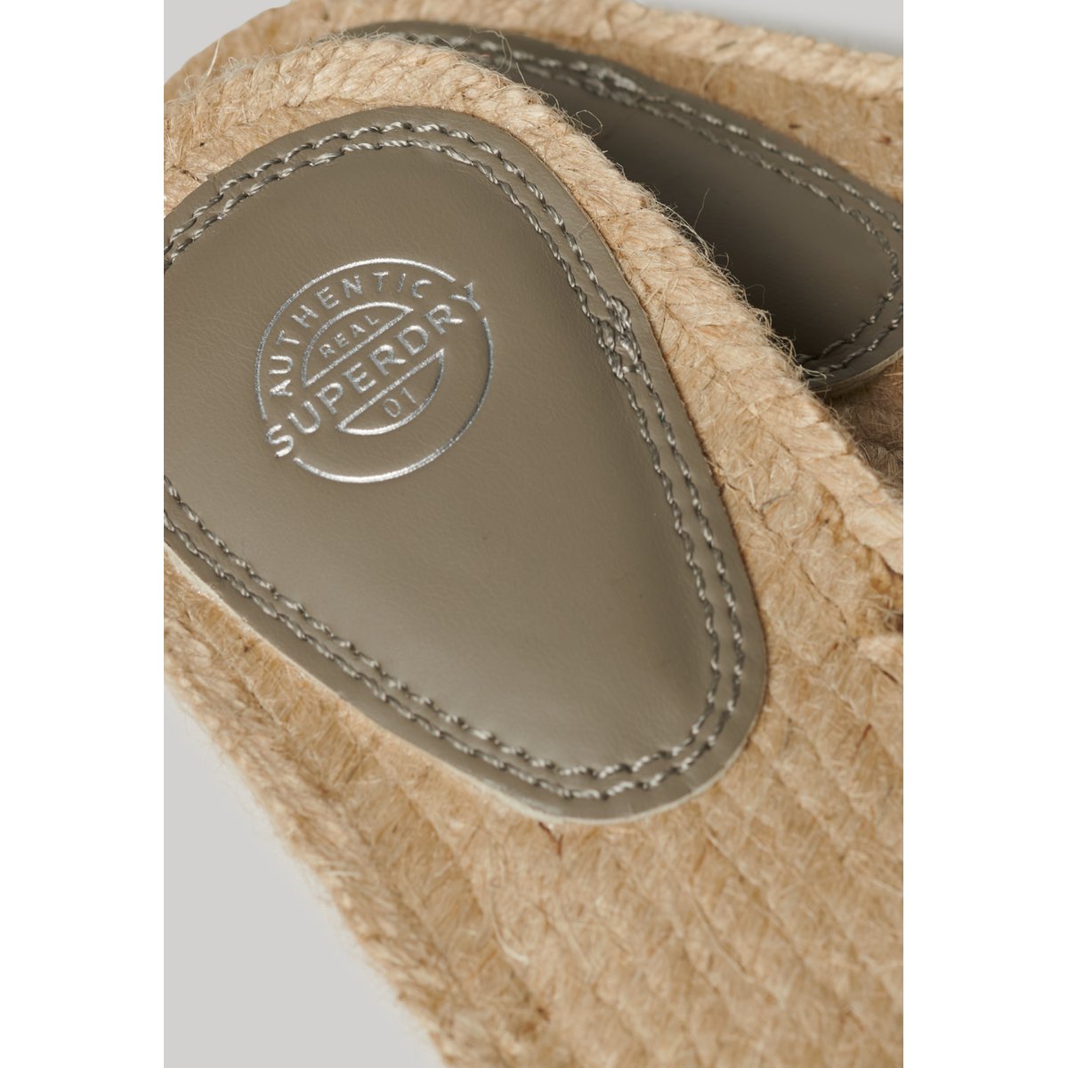 Mules compensées style espadrille en toile gris roche lunaire, SUPERDRY