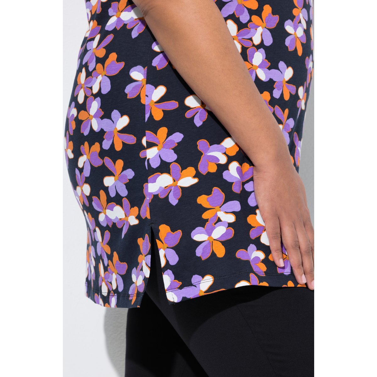 T-shirt long à motif noir, ULLA POPKEN