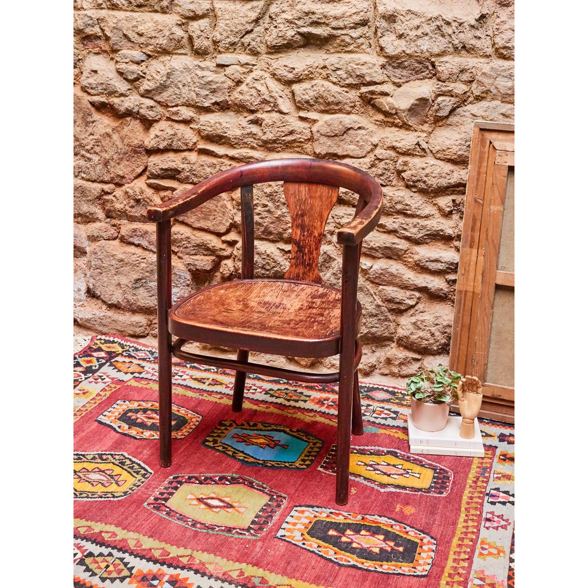 Fauteuil en bois Thonet Ernest N°811 - Bon état bois foncé, DEBONGOUT