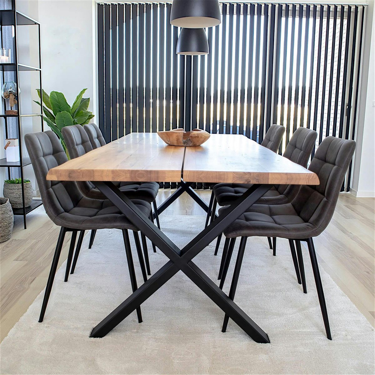 Ensemble table et chaises grises microfibre (lot de 7 pièces) SAVONE bois naturel, PIER IMPORT