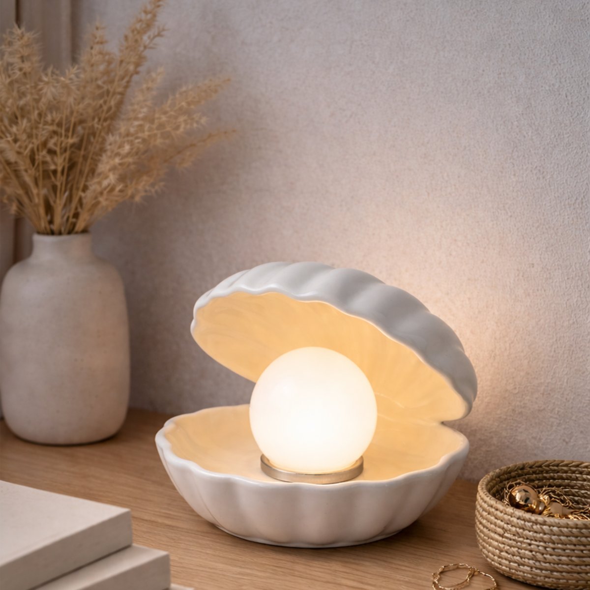 Lampe à poser en céramique - SHELL blanc, MAISON PAVANE