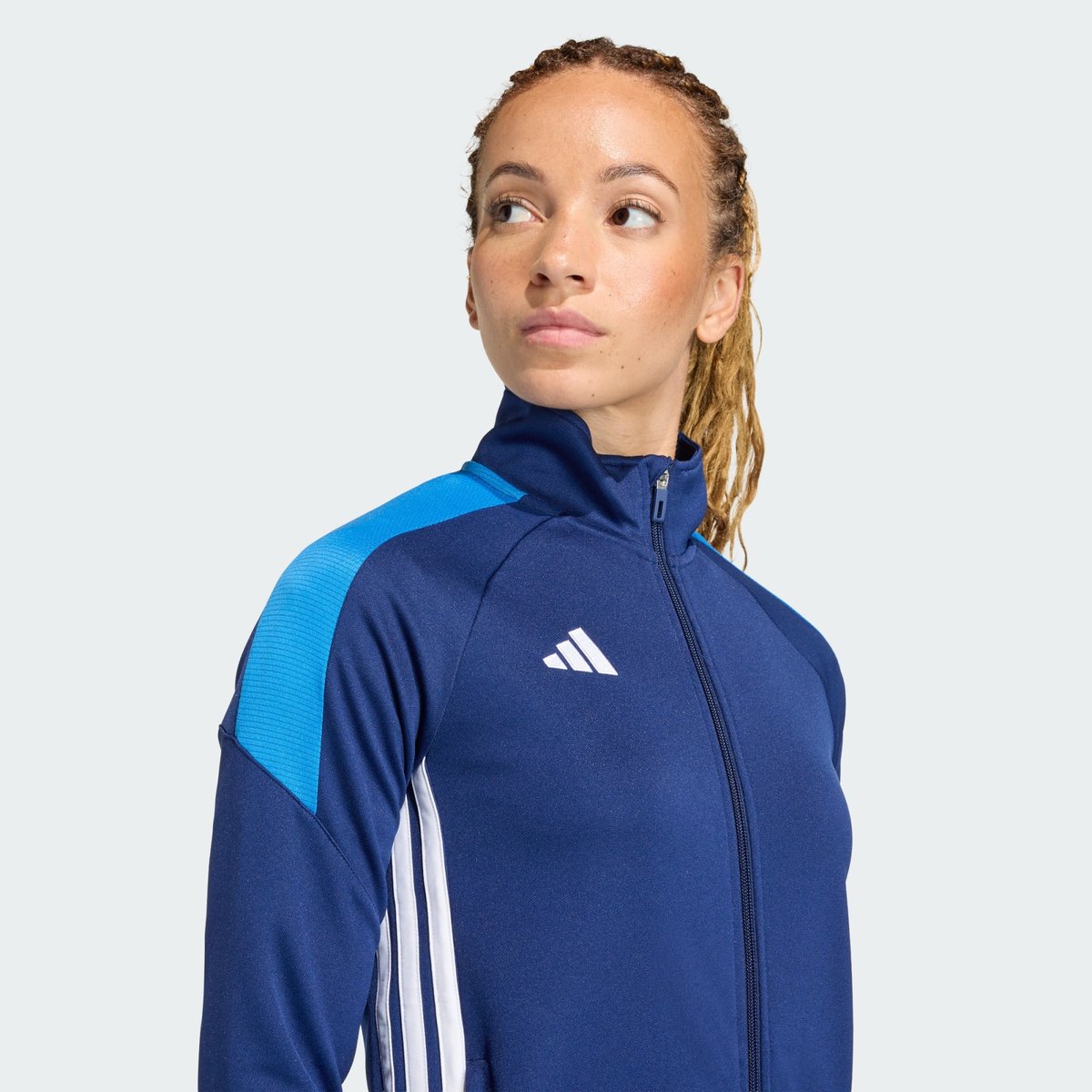 Survêtement Tiro 26 Essentials Survêtement Tiro 26 Essentials dark blue / bright royal / white, adidas Performance