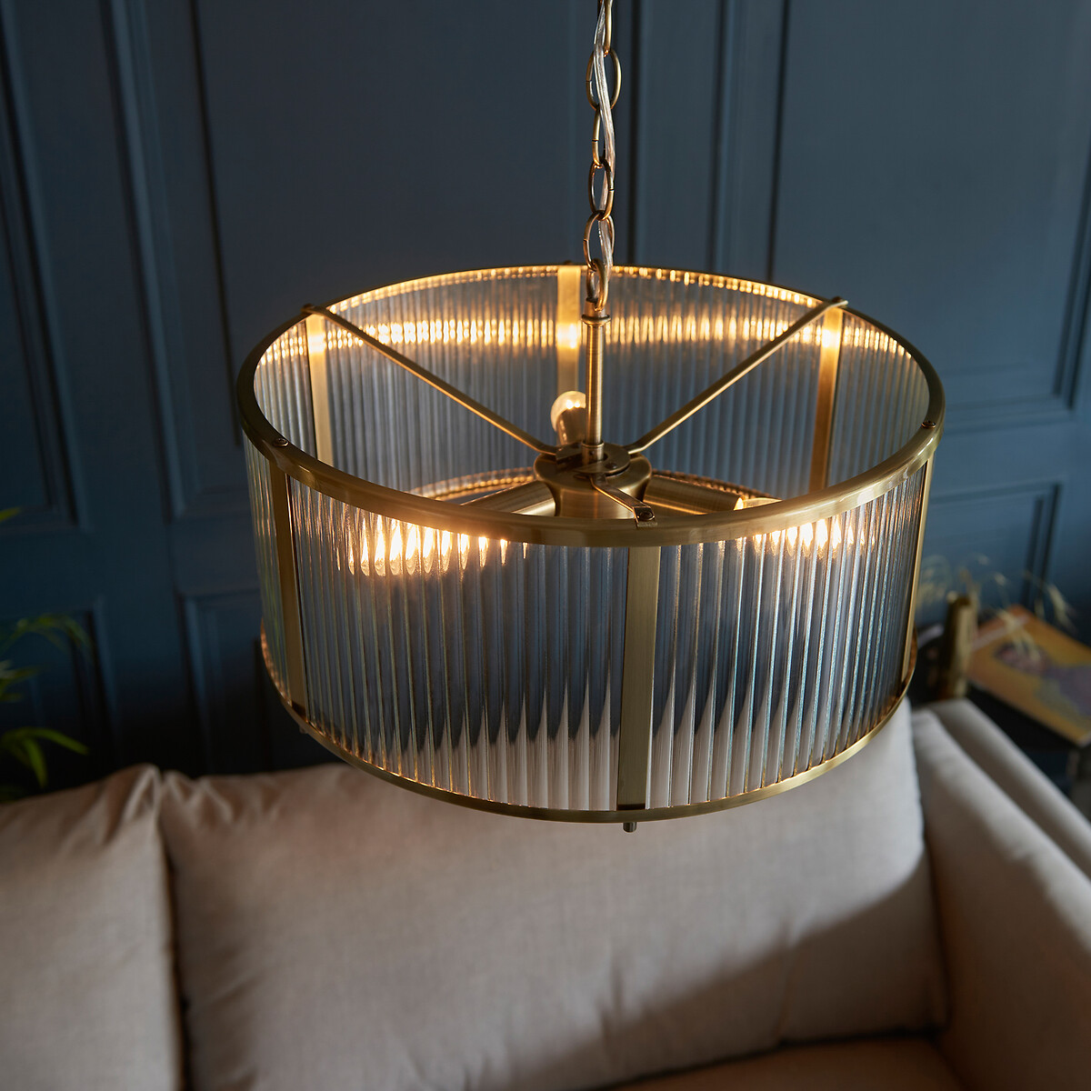 Risto 3-Light Ribbed Glass Pendant Light aged brass, SO'HOME