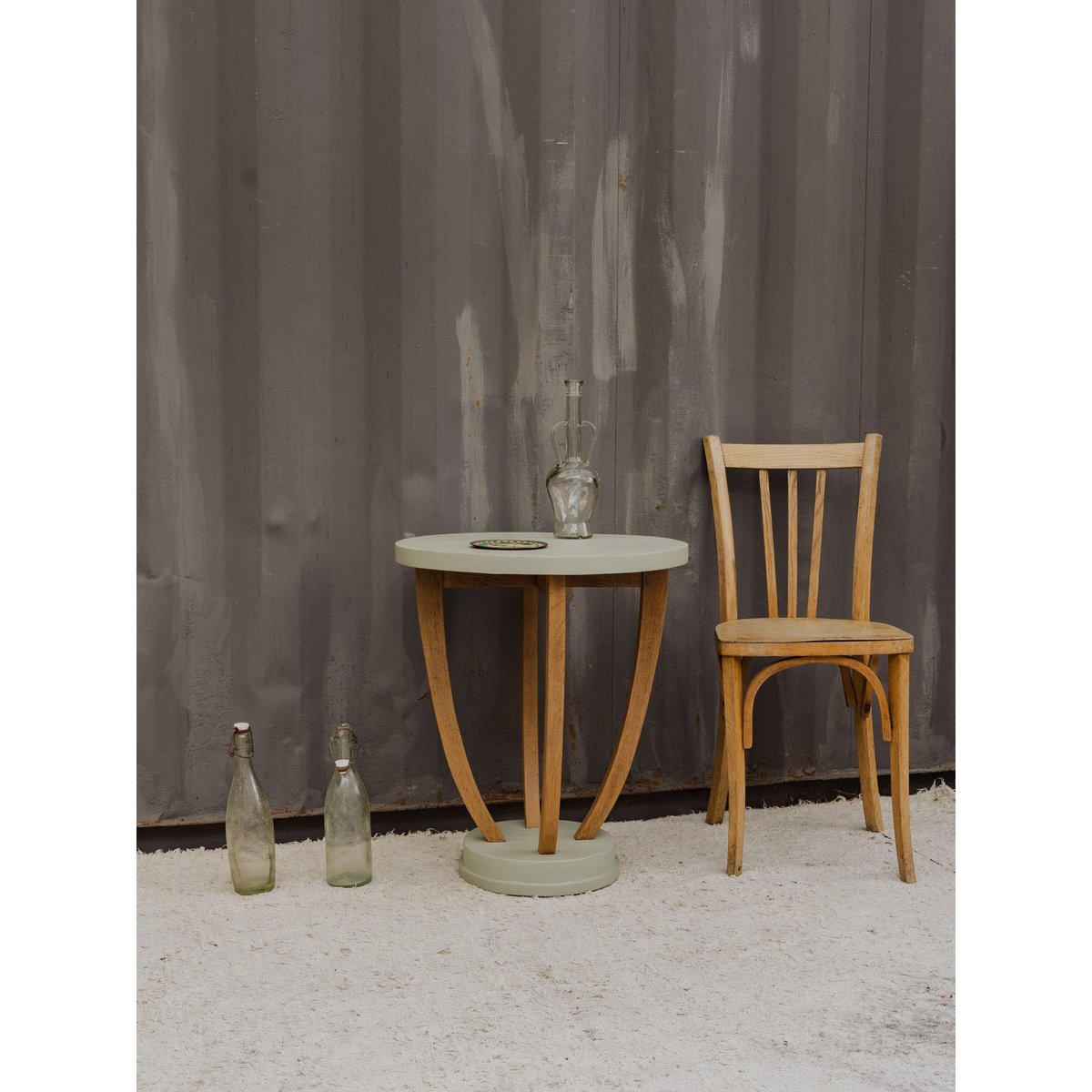 Table d'appoint en bois vert d'eau Francine N°1494 - Bon état bois clair, DEBONGOUT