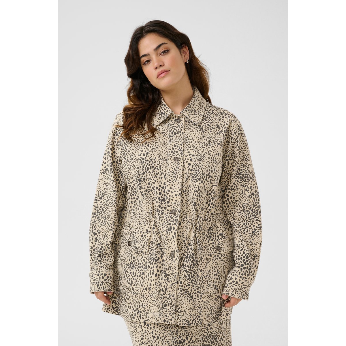Denim jacket imprimé abstract leopard, KAFFE CURVE