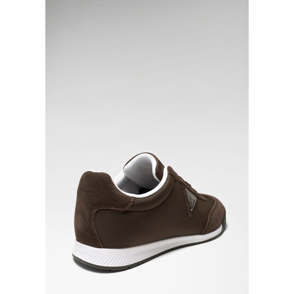 Chaussures De Course Dasper Suede marron, GUESS