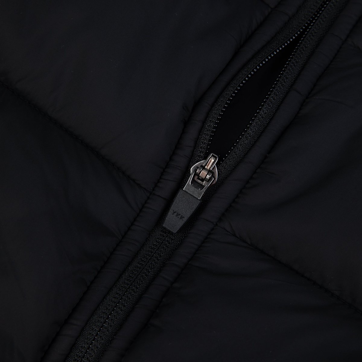 Doudoune légère déperlante Essentiel black, LE COQ SPORTIF