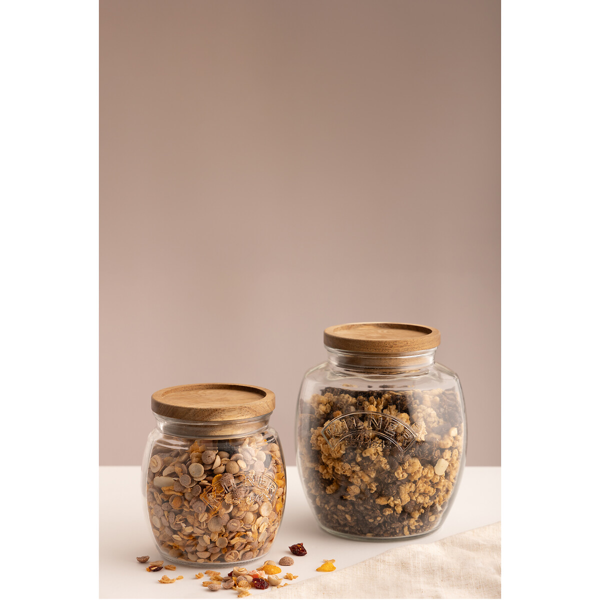 Set of 2 Universal Jars with Wooden Lid glass, KILNER