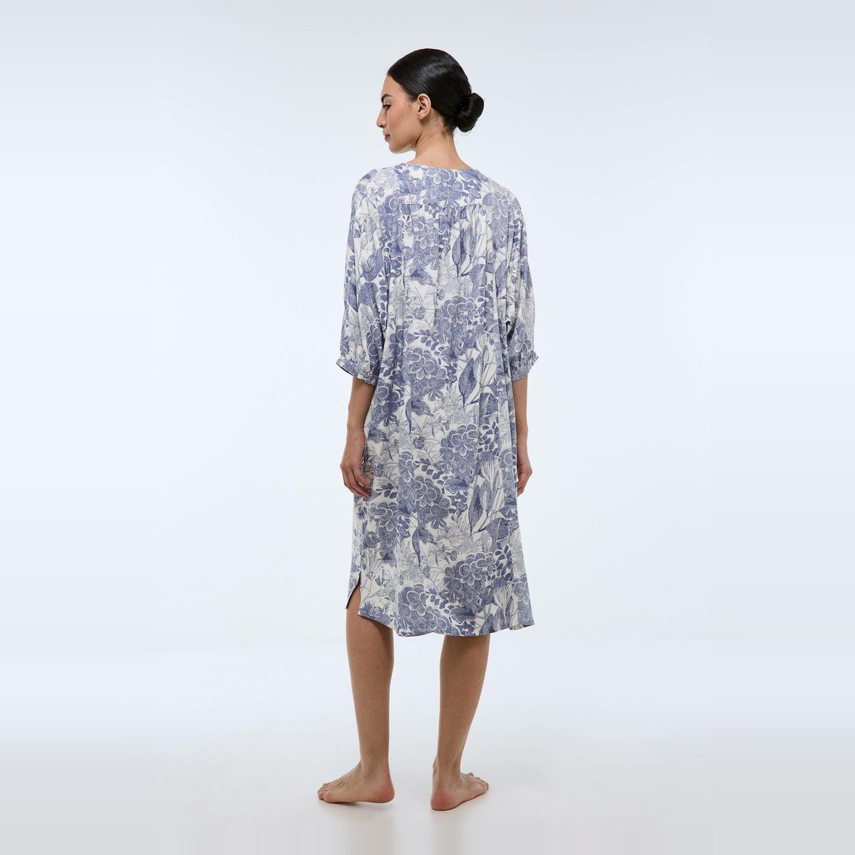 Chemise de nuit imprimée à manches courtes winter white, MONOPRIX