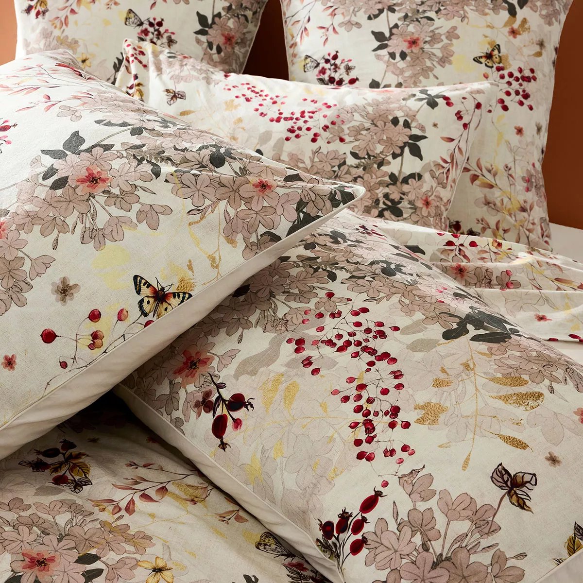 Lot h.couette +taies percale de coton lavé VINTAGE FLOWERS cranberry, GARNIER THIEBAUT