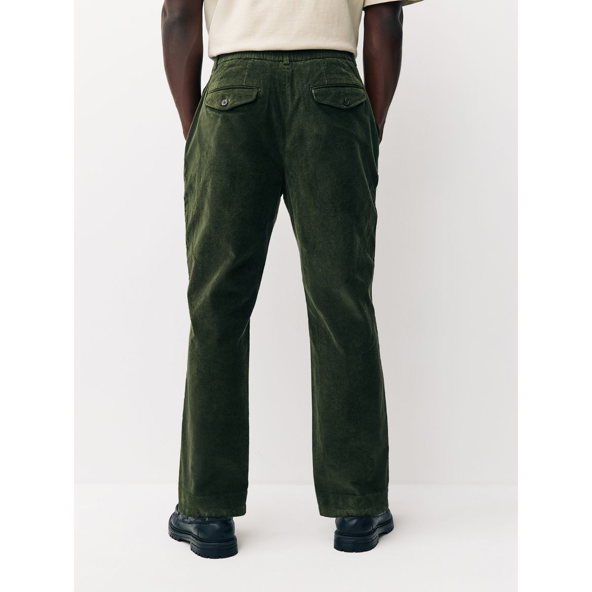 Pantalon regular habillé en velours côtelé vert kaki, NEXT