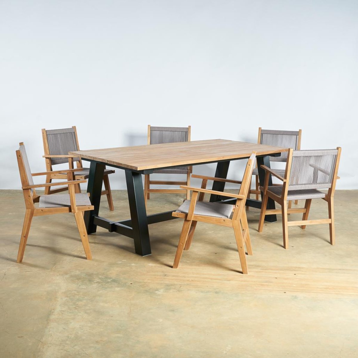 Ensemble table jardin en teck et 6 fauteuils gris, WANDA COLLECTION