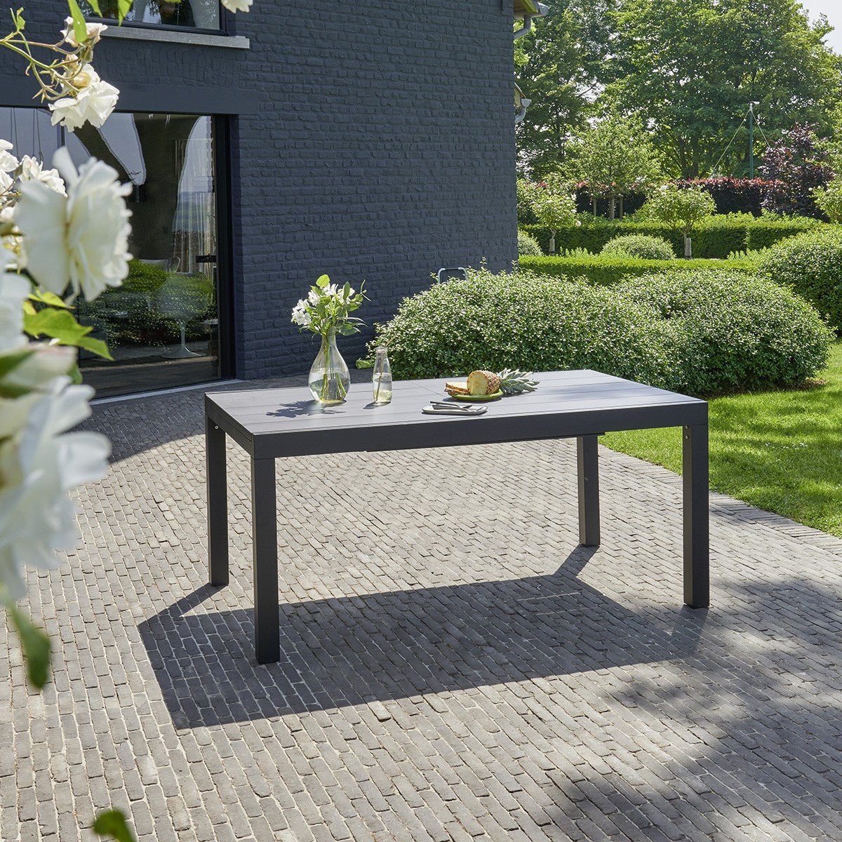 Table de jardin en aluminium extensible 6/10 places  HPLSTAR noir, BERAH GETAH
