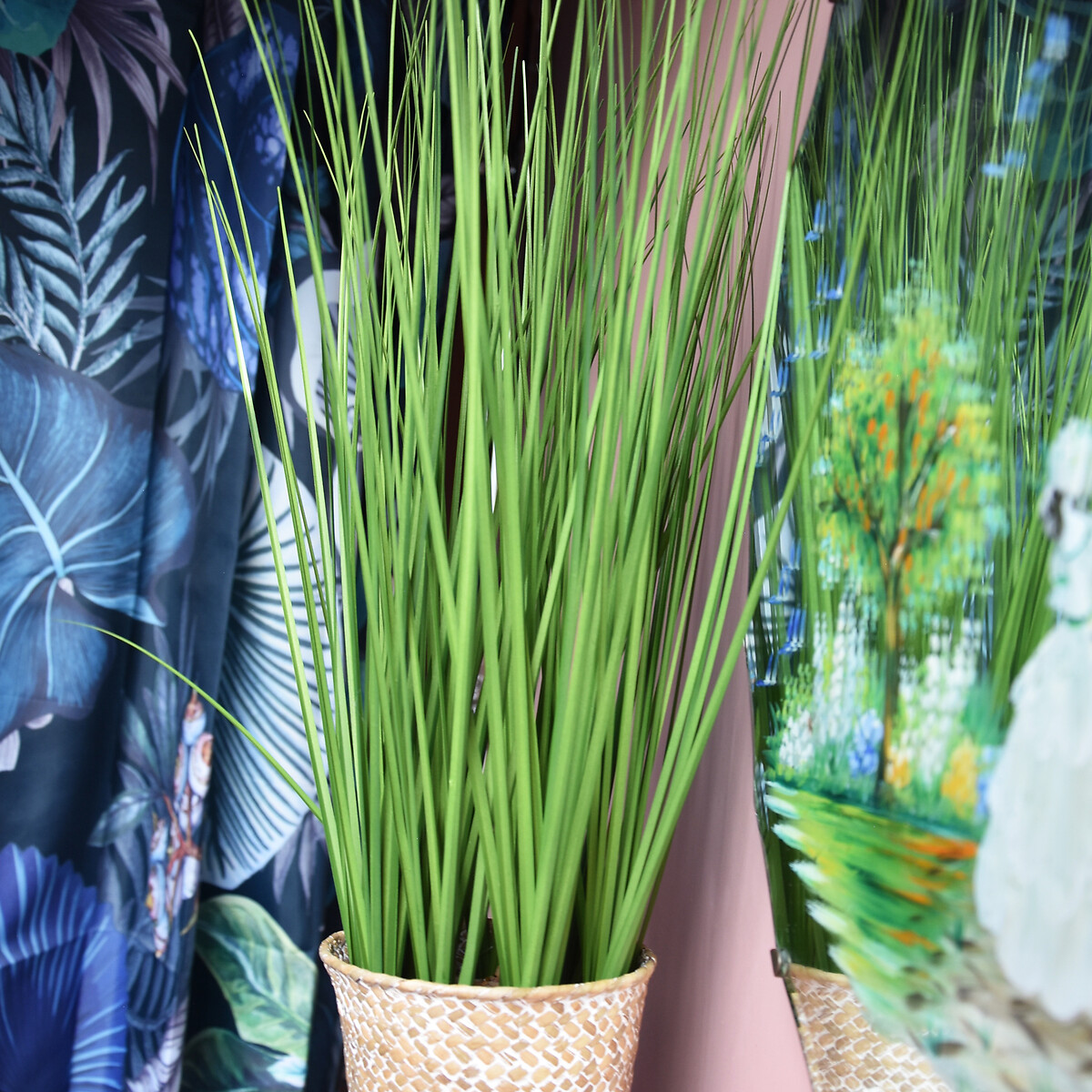 49cm Artificial Grass in Rattan Basket green, SO'HOME