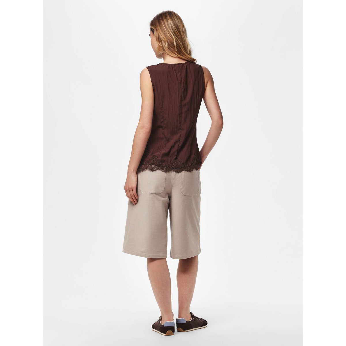 Top Sans Manches marron - hot fudge1, PIECES