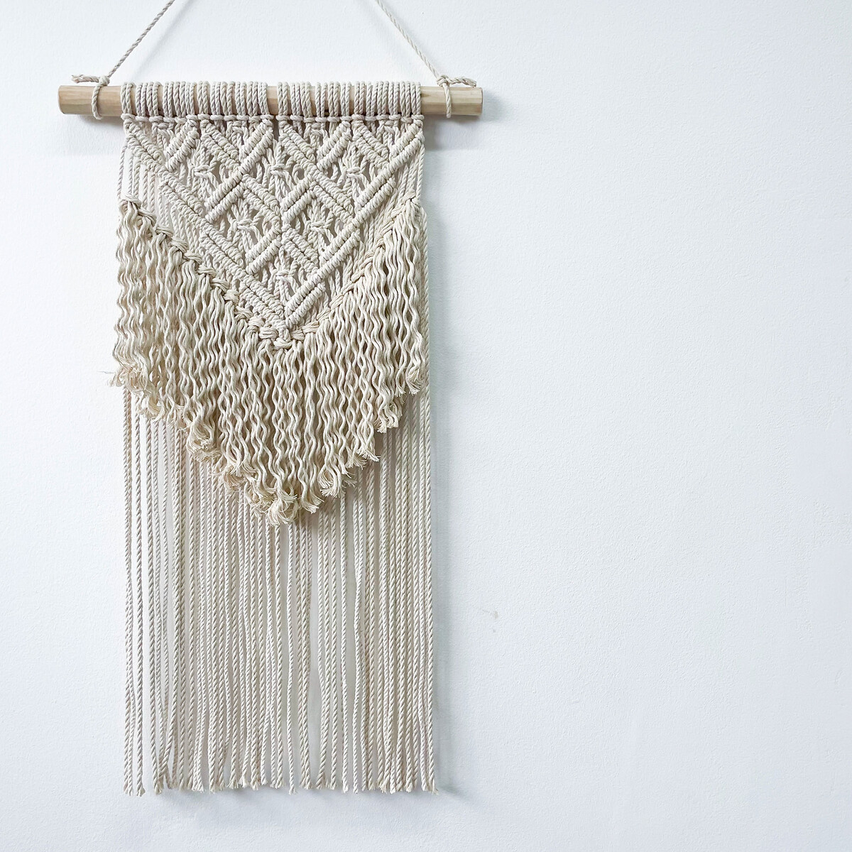 Decoração de parede em macramé LOURDES, Macramar natural, MACRAMAR