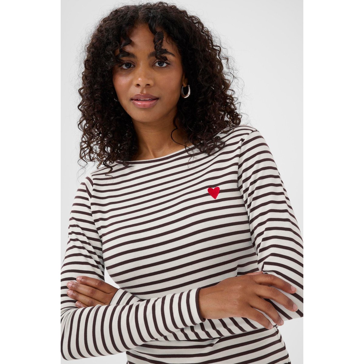 T-shirt à manches longues blanc marron chalk/black coffee - red heart, KAFFE