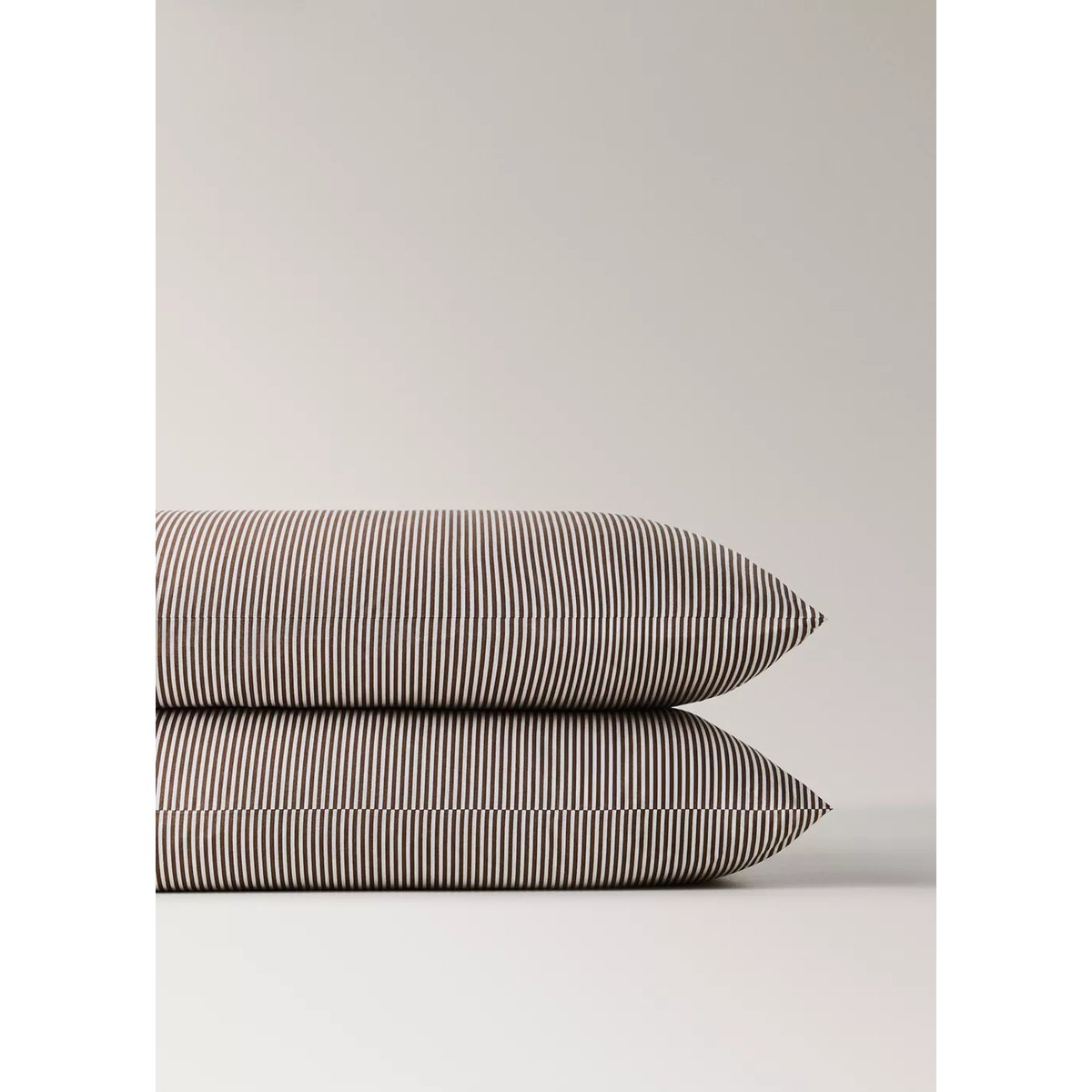 Deux taies d'oreiller en coton 200 fils, à rayures, 50 x 75 cm café, MANGO HOME