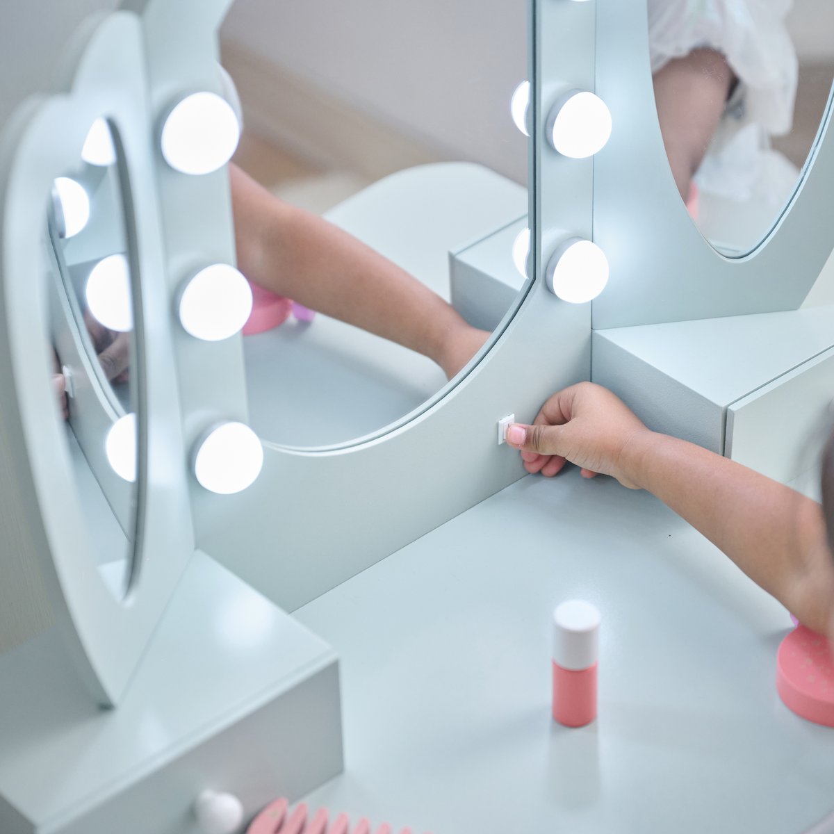 Coiffeuse cœur avec miroir LED & tiroirs blue, TEAMSON KIDS