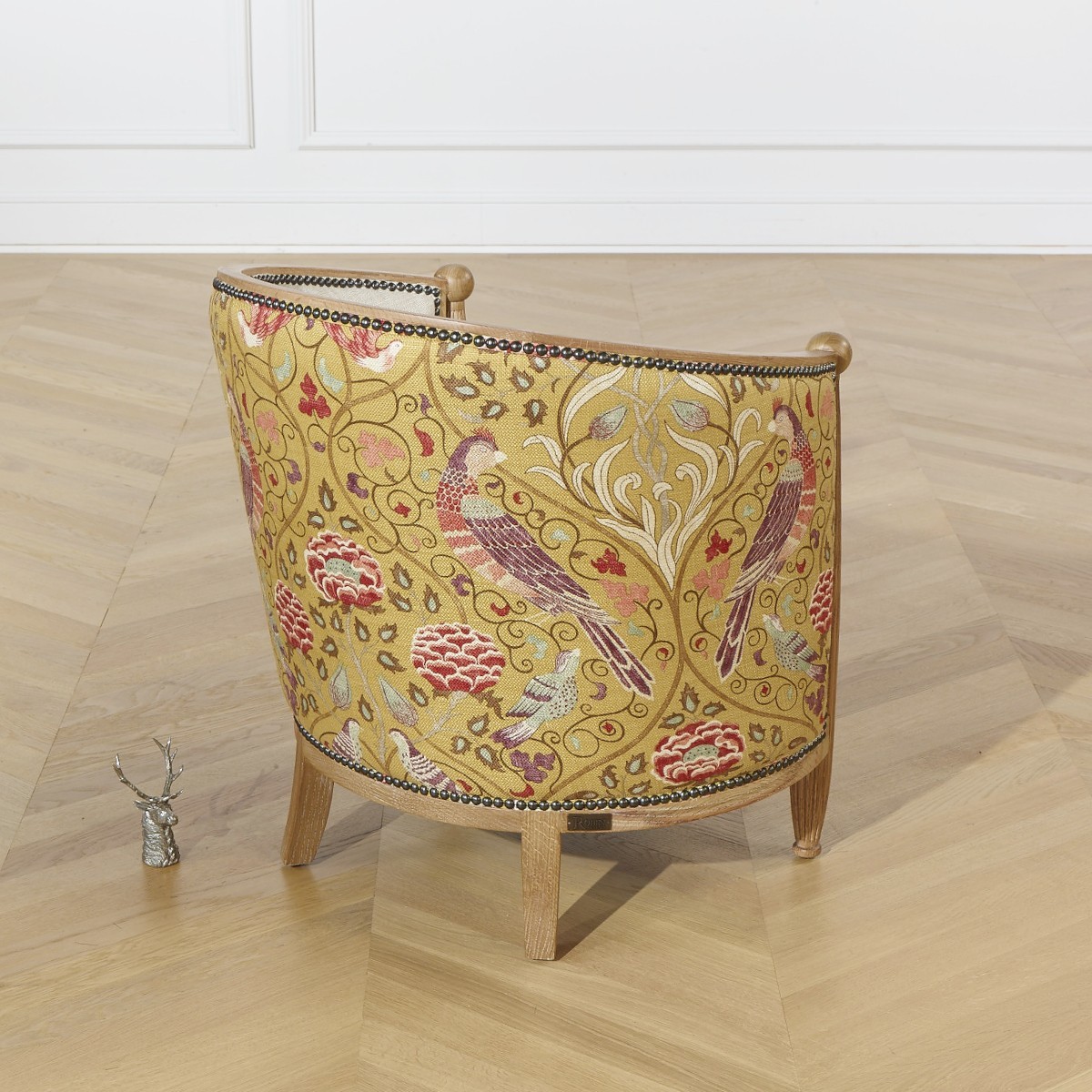 Fauteuil tonneau en chêne, lin et tissu CAROLE lin, ROBIN DES BOIS