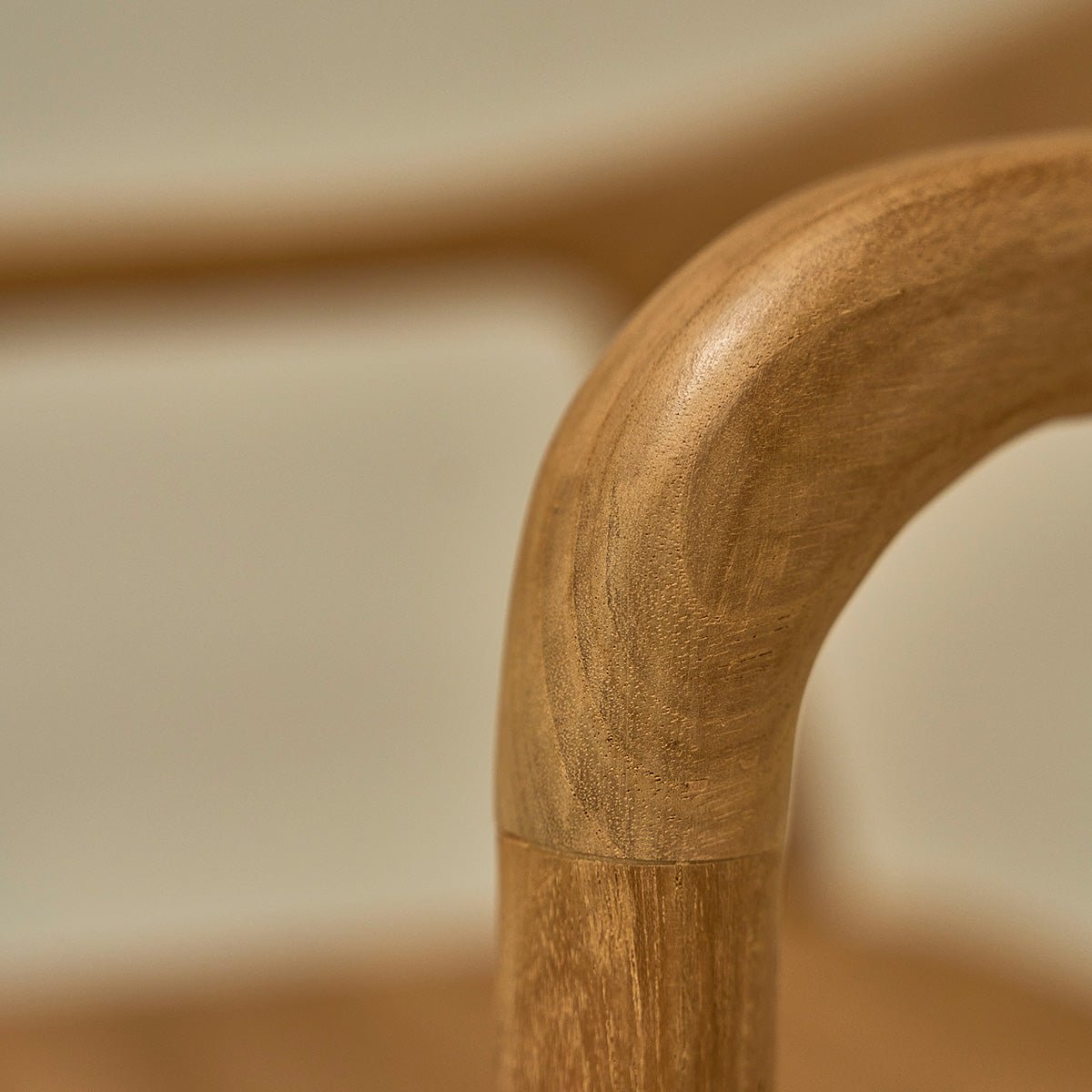 Lot de 2 chaises en teck massif  AMBRE naturel, BERAH GETAH