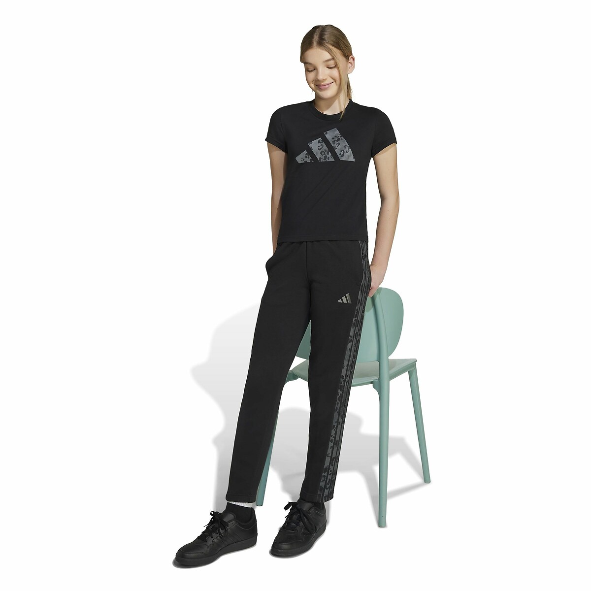 T-shirt manches courtes avec imprimé léopard noir, ADIDAS SPORTSWEAR