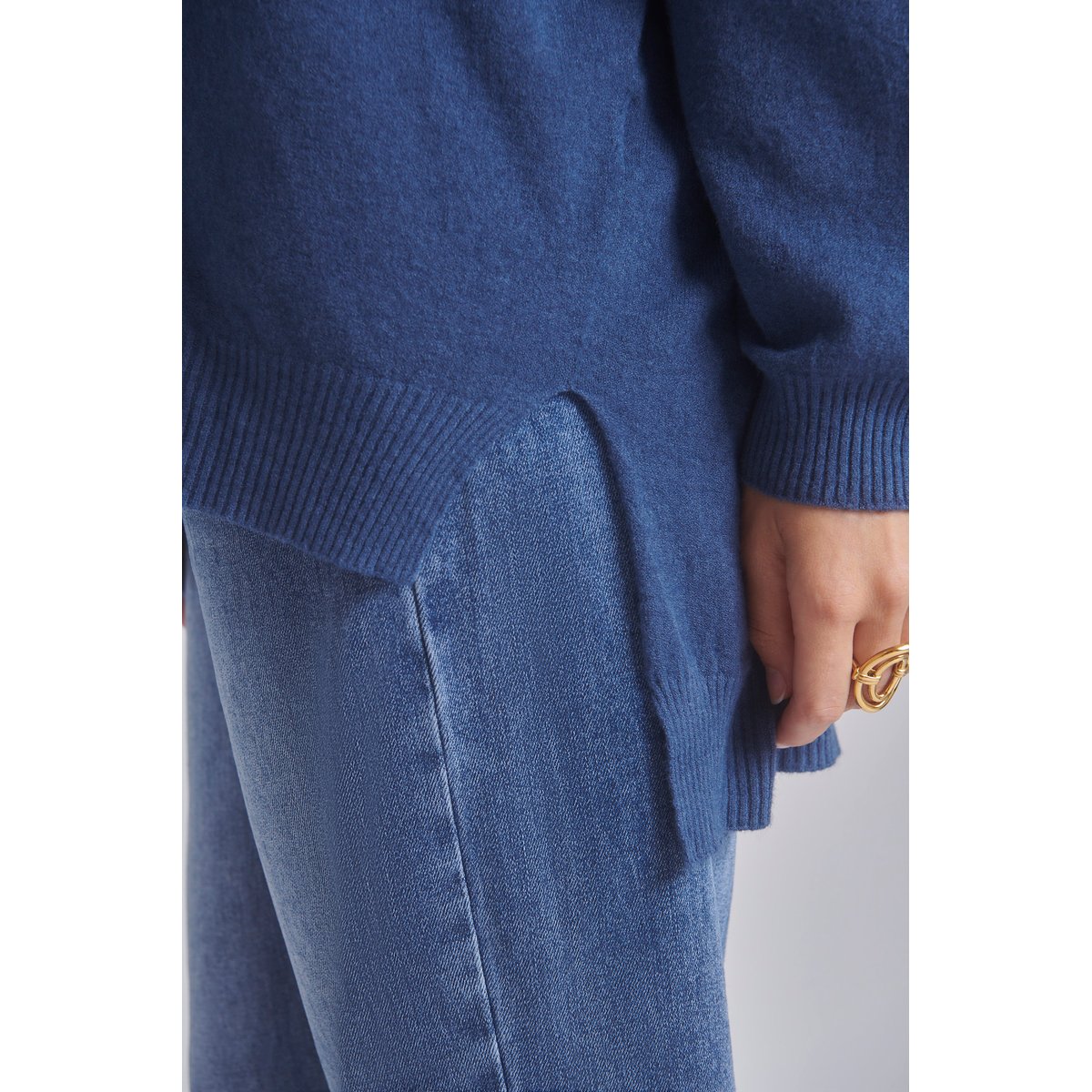 Pull maille fine YVAN bleu pétrole, BENOA