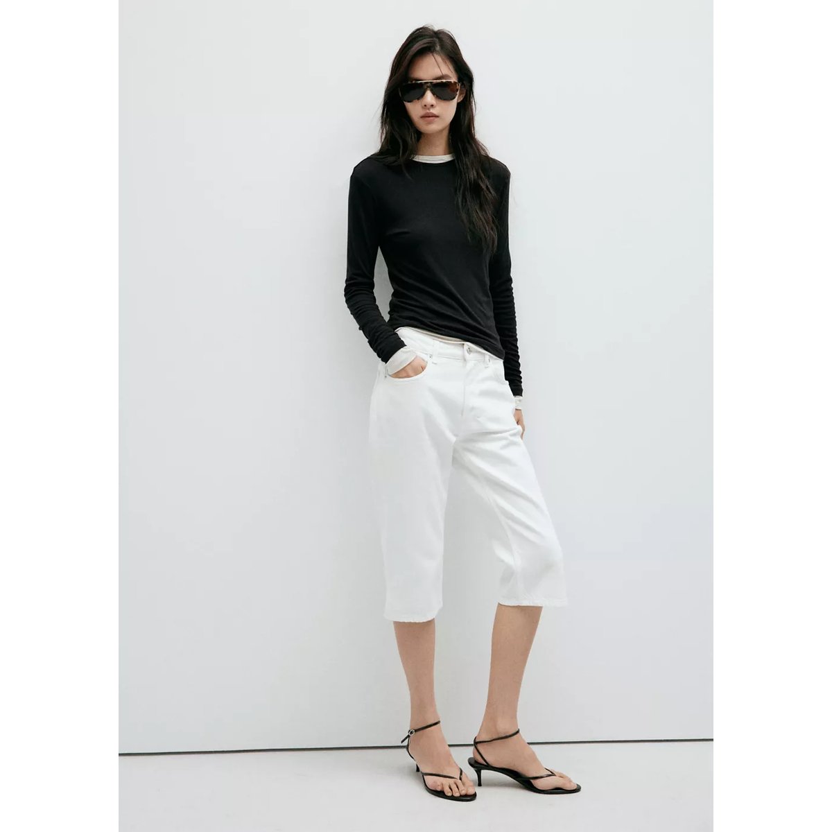 T-shirt ajusté manches longues noir, MANGO