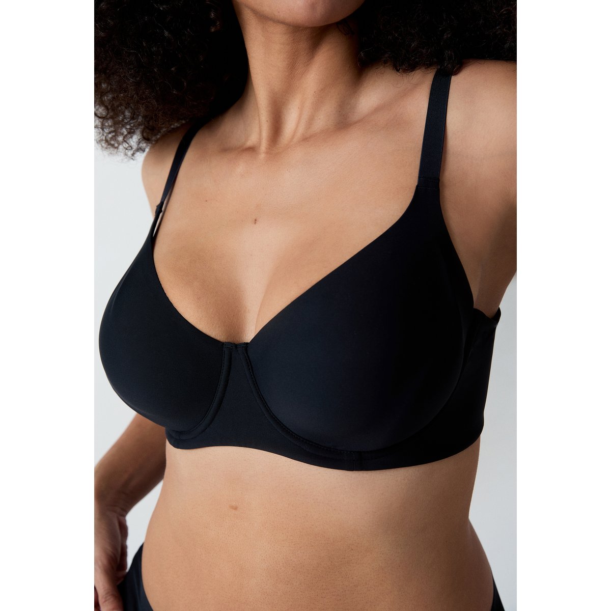 Soutien-gorge corbeille minimizer PURE FIT noir, ETAM