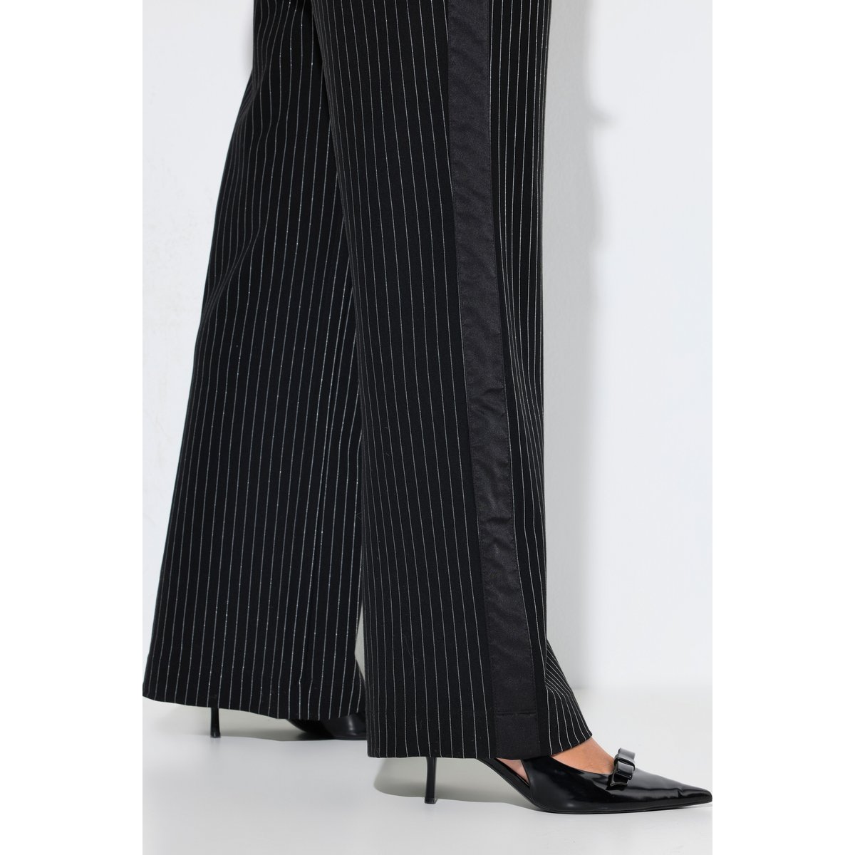 Pantalon à fines rayures argentées noir, ULLA POPKEN