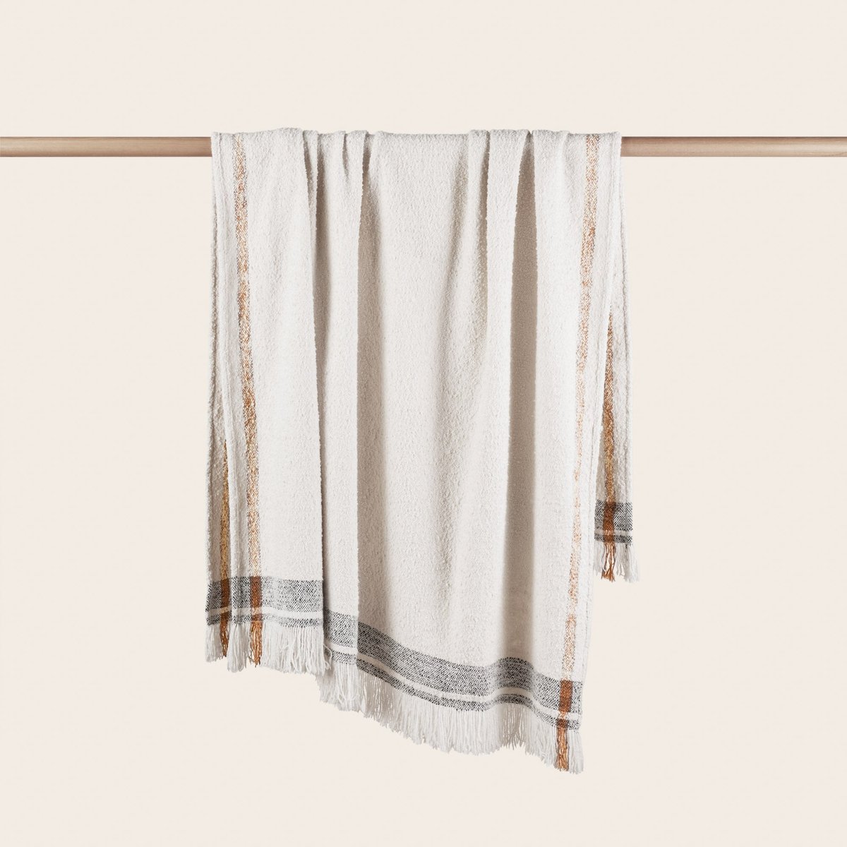 plaid en Bouclette écrue frangée YOSEF ivoire, MADURA