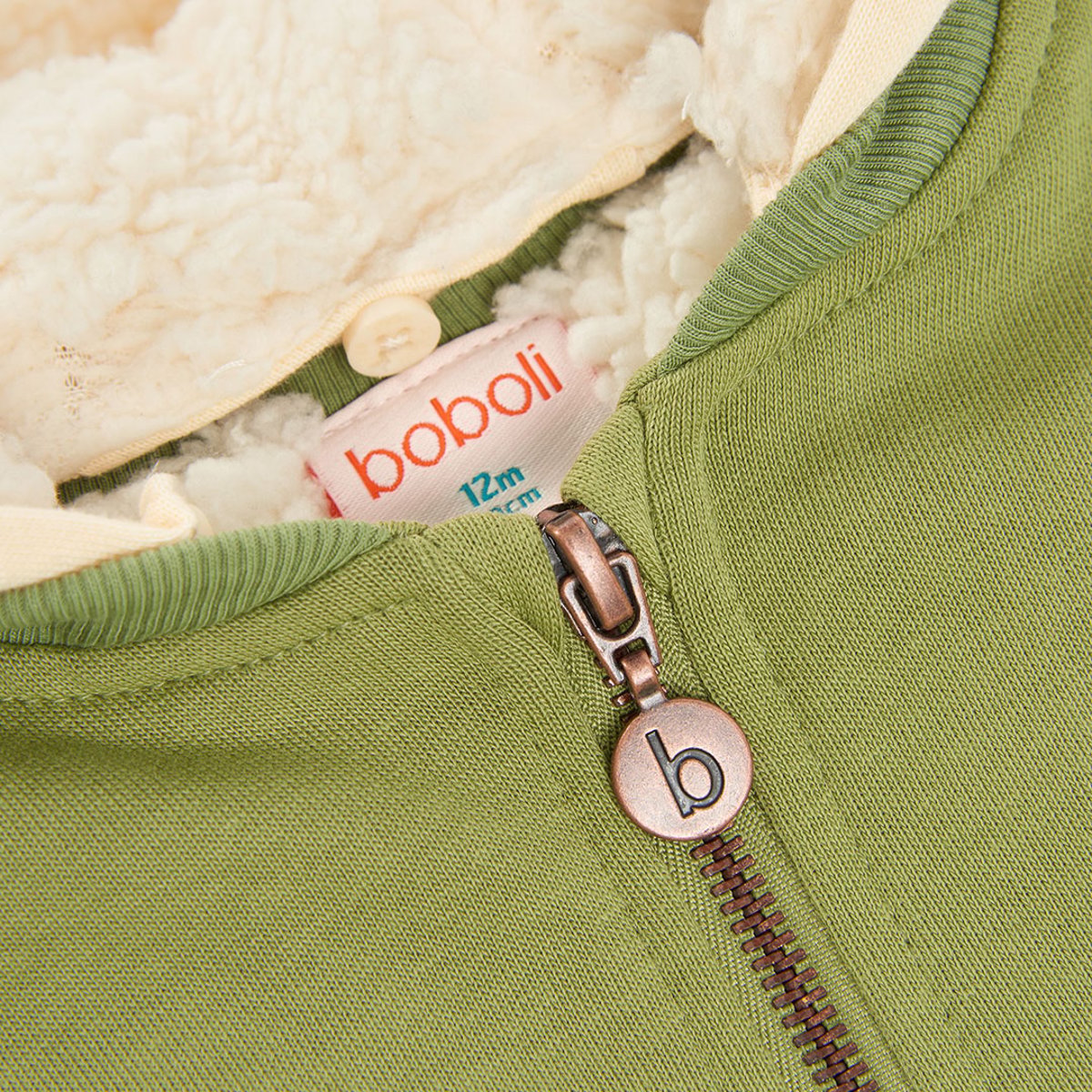 Veste garçon molleton avec patchs aventure vert, BOBOLI