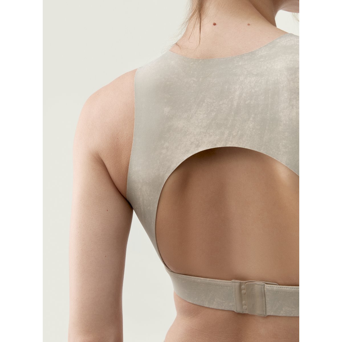 Brassière de sport femme Alaya Maintien élevé effet gainant beige biscuit, BORN