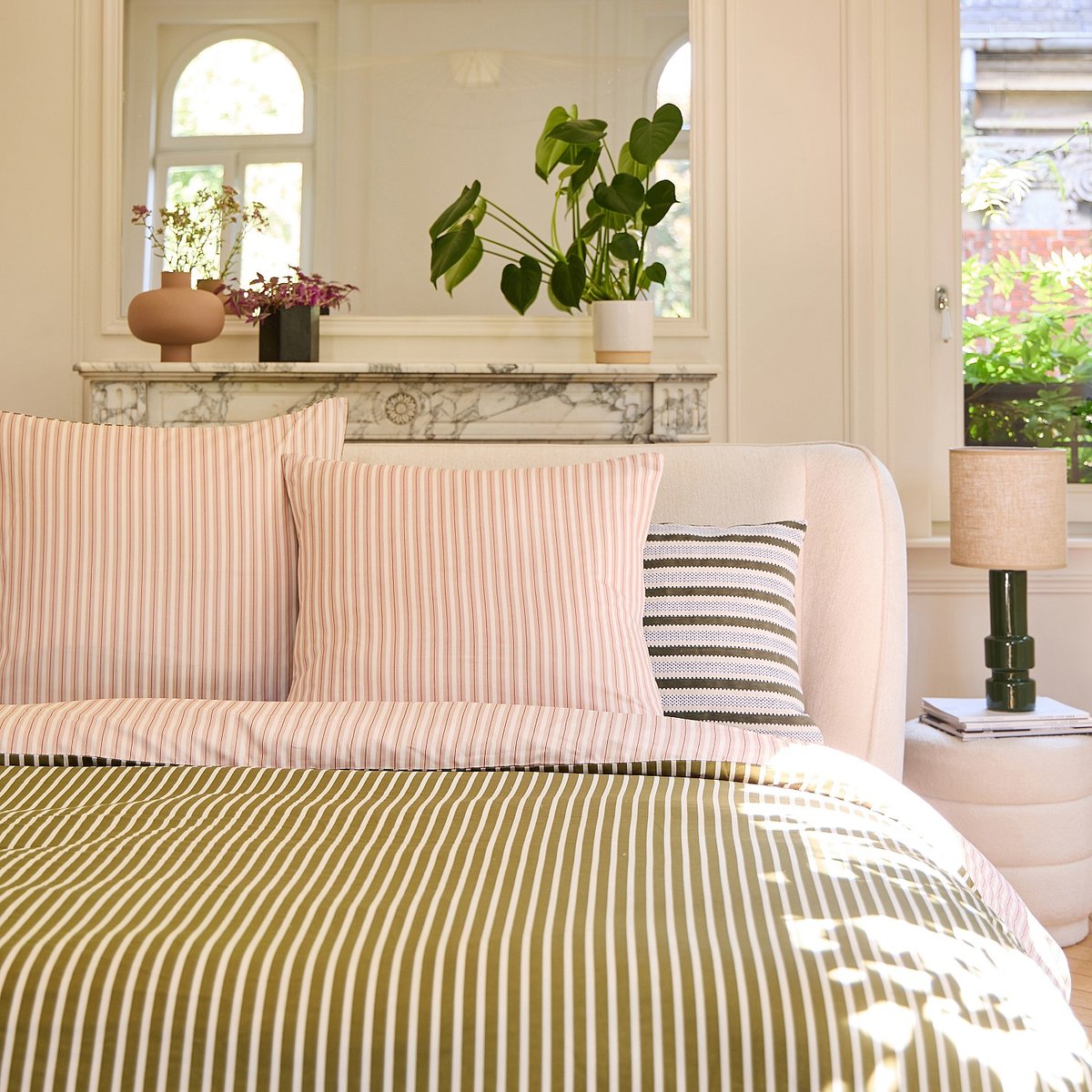 Parure de lit coton, satin BAUDOUIN rose poudré, vert, HABITAT