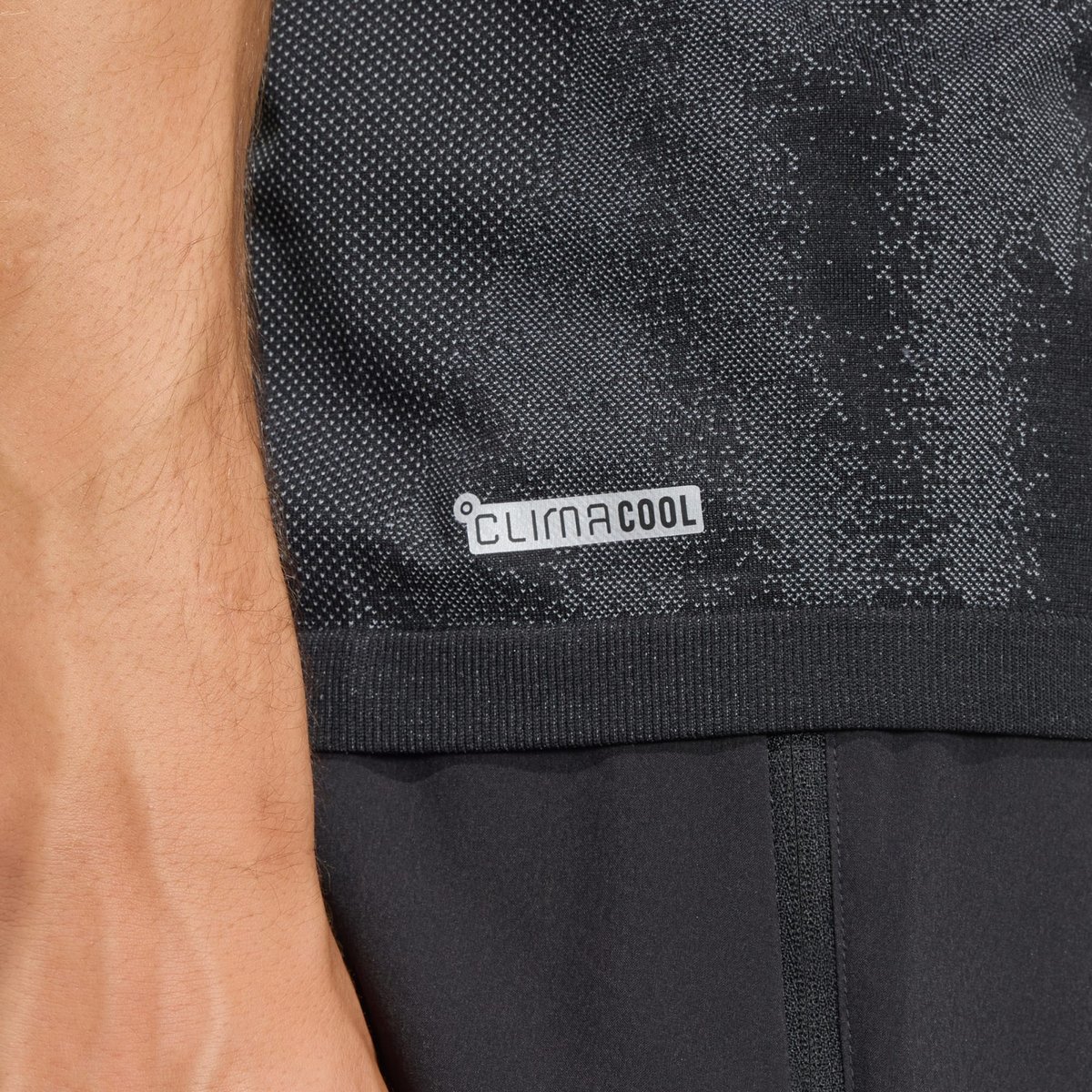 T-Shirt Sans Couture Tech Apparel T-Shirt Sans Couture Tech Apparel black / grey four, adidas Performance