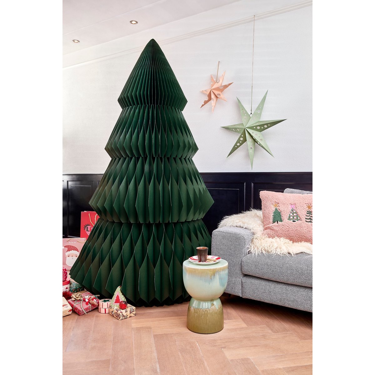 Sapin de Noël décoratif en papier H212 cm YARRAH vert foncé, MICA DECORATIONS