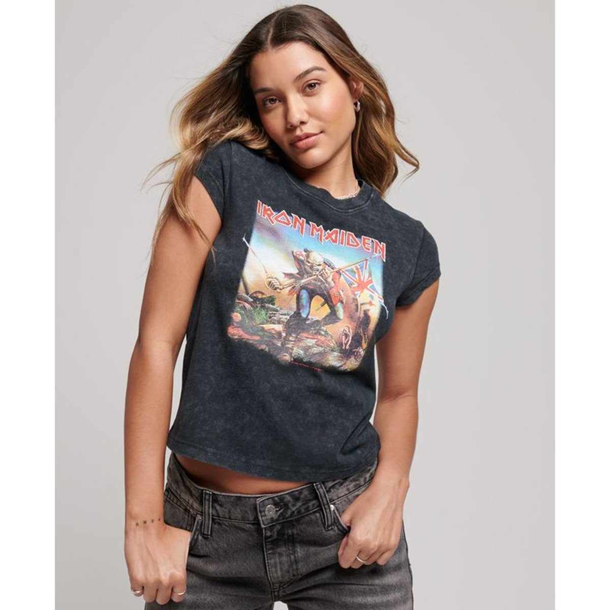 T-shirt à mancherons Iron Maiden x back in black intense, SUPERDRY