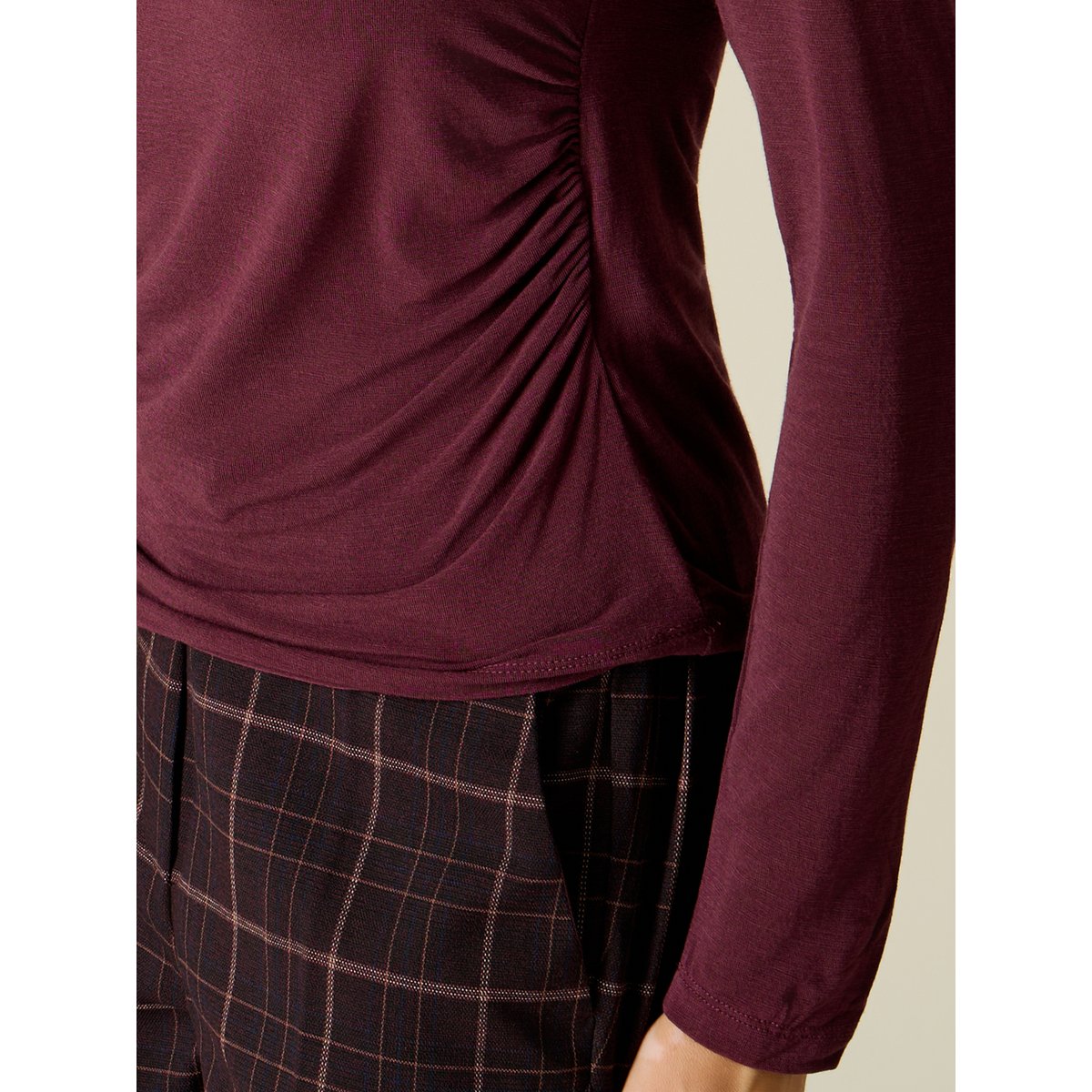 T-shirt col en V burgundy, OLTRE